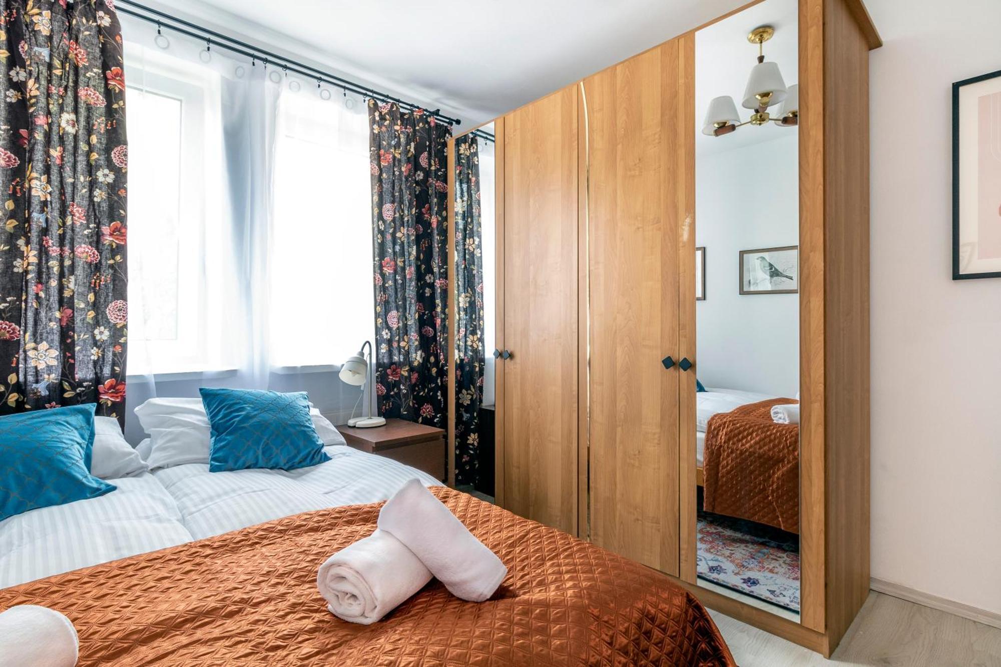 Wonderful 2- Bedroom Apartment With Soul Wwa70 Warszawa Exteriör bild
